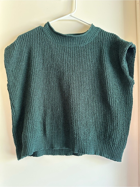Boutique 9 Tops - Sleeveless Knit Sweater Vest in Teal Green
